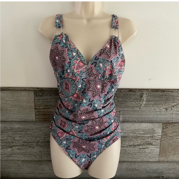 Spanx Love Your Assets by Sara Blakely one-piece swimsuit size Large - Picture 1 of 8